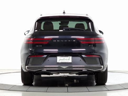 Used 2026 Genesis GV70 2.5T Advanced AWD/4WD image 6