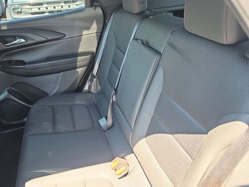 Used 2021 Chevrolet TrailBlazer RS w/ Convenience Package image 12