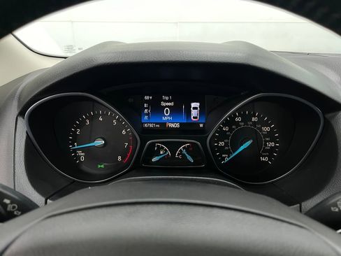 Used 2017 Ford Focus Titanium image 24