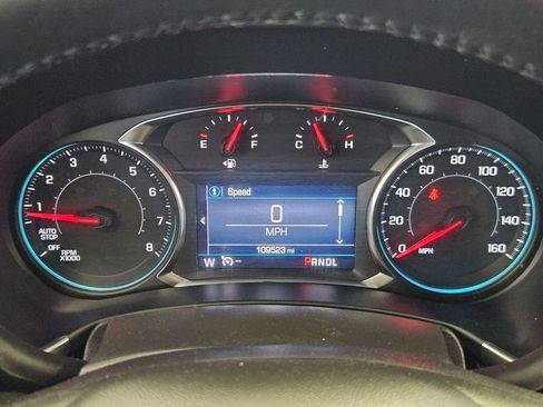 Used 2022 Chevrolet Equinox LT w/ Driver Convenience Package FWD image 15