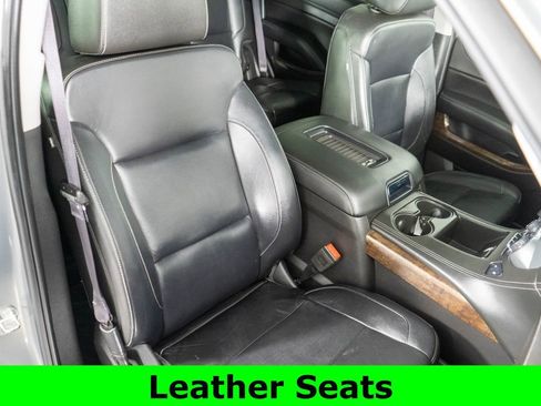 Used 2017 Chevrolet Tahoe LT w/ LT Signature Package AWD/4WD image 7