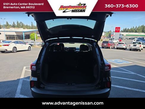 Used 2024 Ford Escape Platinum AWD/4WD image 28