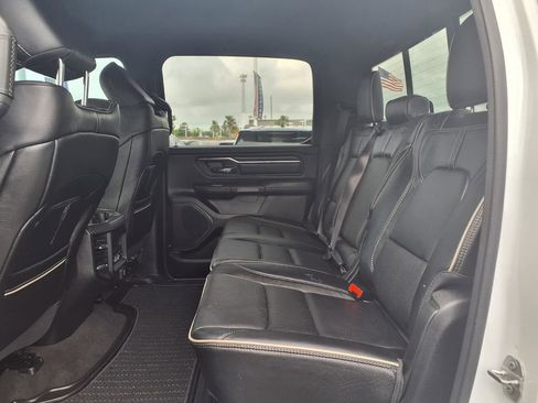 Used 2022 RAM 1500 Limited AWD/4WD image 17