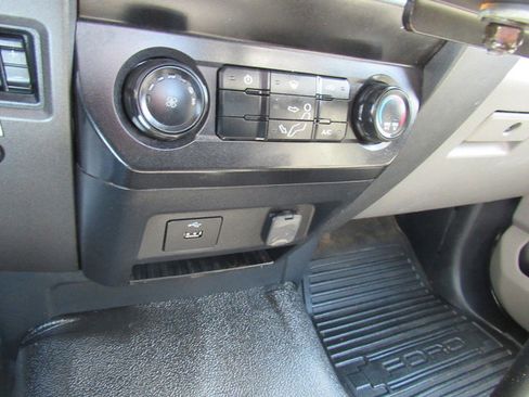 Used 2022 Ford F450 XL image 40