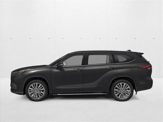 New 2026 Toyota Highlander Platinum AWD/4WD video 3