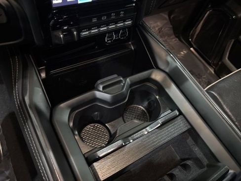 Used 2022 RAM 2500 Limited AWD/4WD image 18