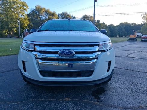 Used 2012 Ford Edge SE image 2