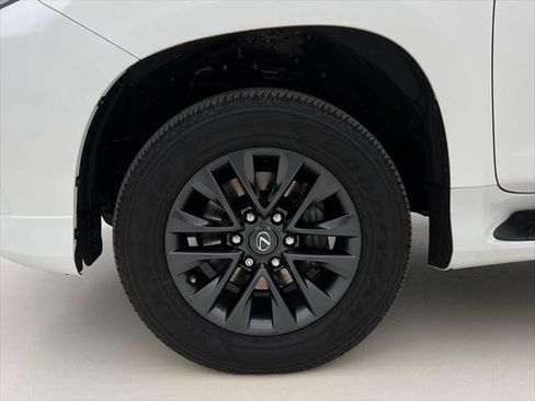 Certified 2023 Lexus GX 460 Premium w/ Premium Package image 29