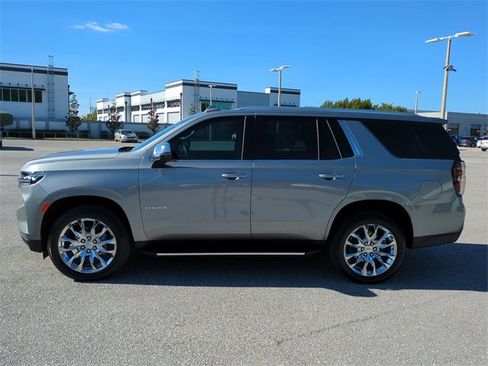Used 2024 Chevrolet Tahoe Premier w/ Premium Package image 7