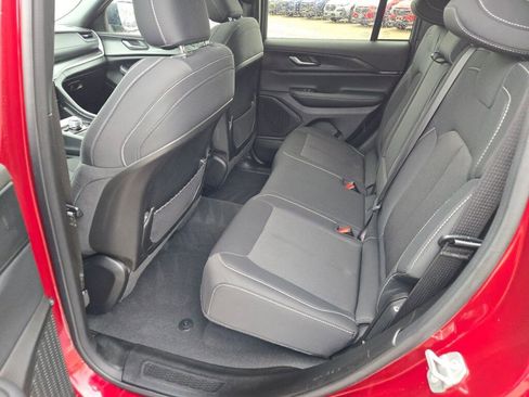 Certified 2024 Jeep Grand Cherokee Laredo X w/ Luxury Tech Group I image 15