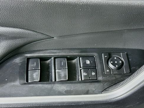 Used 2025 Toyota RAV4 XLE AWD/4WD image 24