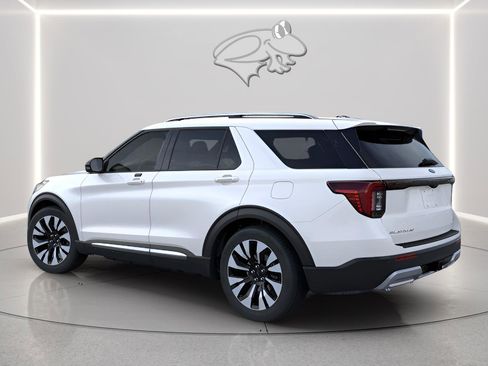 New 2026 Ford Explorer Platinum AWD/4WD image 4