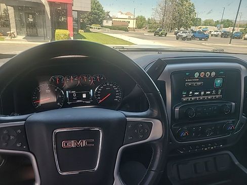 Used 2018 GMC Sierra 1500 SLT AWD/4WD image 15