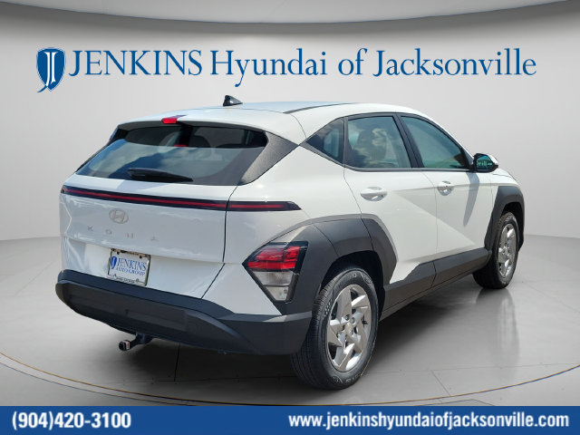 New 2027 Hyundai Kona SE FWD image 4