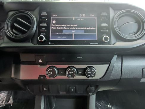 Used 2021 Toyota Tacoma SR RWD image 19