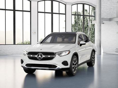 Used 2026 Mercedes-Benz GLC 350e 4MATIC image 39