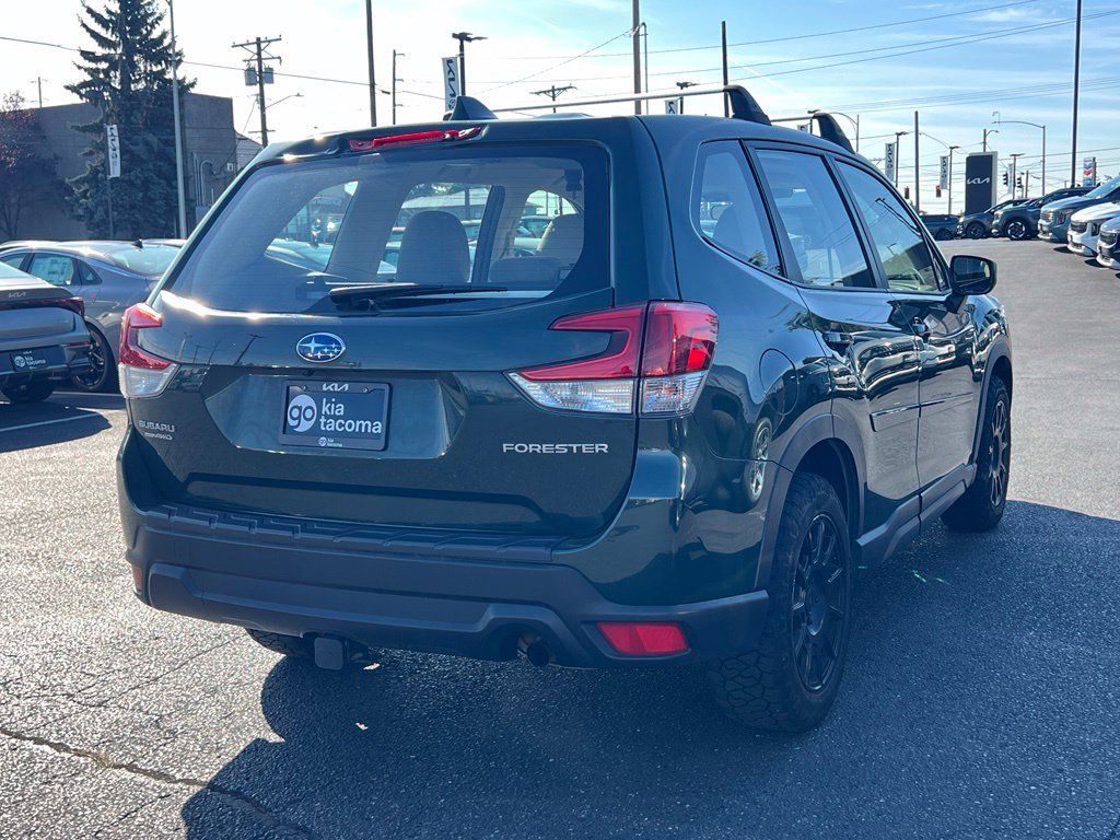 Used 2023 Subaru Forester AWD/4WD image 9