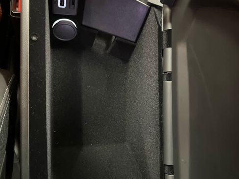 Used 2025 Cadillac CT4 Premium Luxury image 29