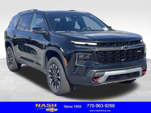 New 2026 Chevrolet Traverse Z71 w/ Enhanced Driving Package image 1