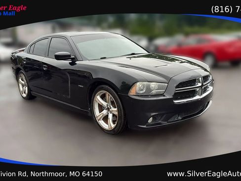 Used 2014 Dodge Charger R/T RWD image 7