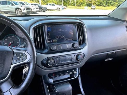 Used 2019 Chevrolet Colorado LT RWD image 10