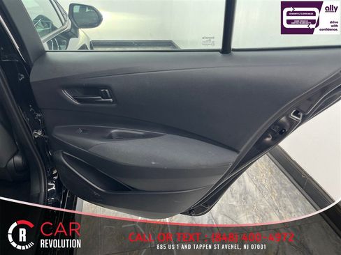 Used 2024 Toyota Corolla LE FWD image 36