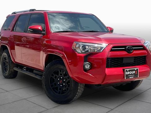 Used 2023 Toyota 4Runner SR5 Premium w/ Moonroof Package RWD image 3