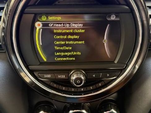 Used 2015 MINI Cooper S image 20