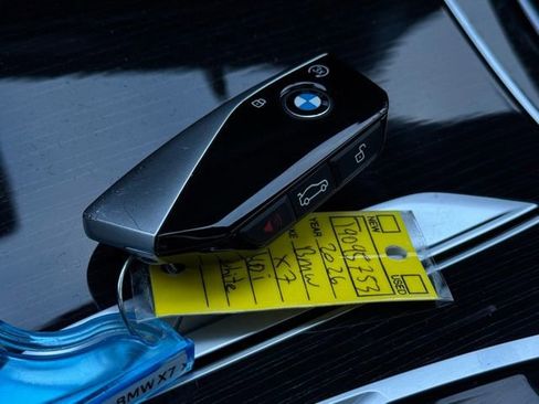 Used 2026 BMW X7 xDrive40i w/ M Sport Package image 48