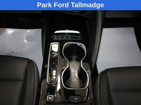 Used 2021 Buick Envision Essence w/ Technology Package I AWD/4WD image 19