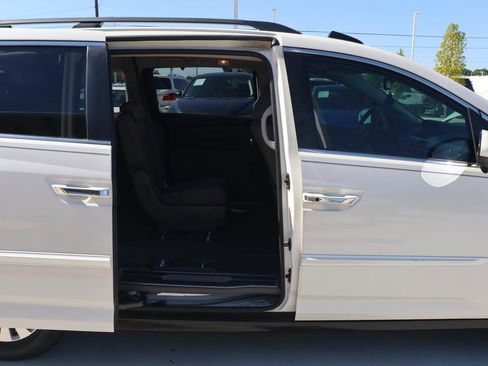 Used 2016 Honda Odyssey EX-L image 12