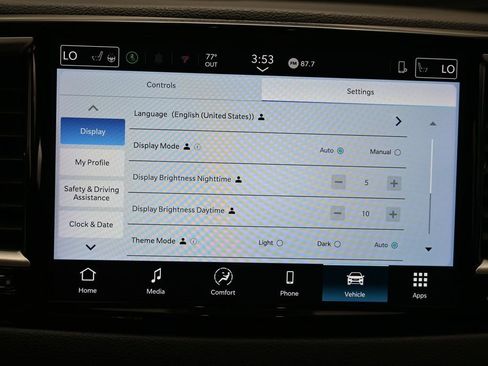 Used 2025 Chrysler Pacifica Select FWD image 11