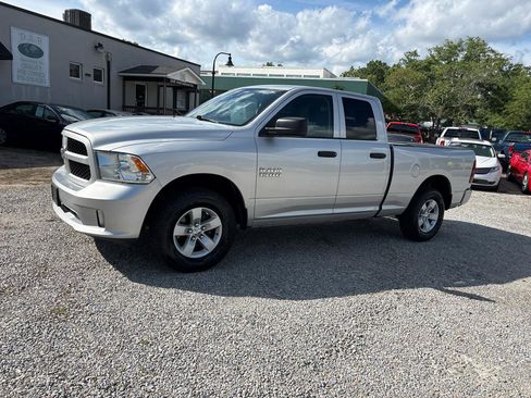 Used 2018 RAM 1500 Express AWD/4WD image 1