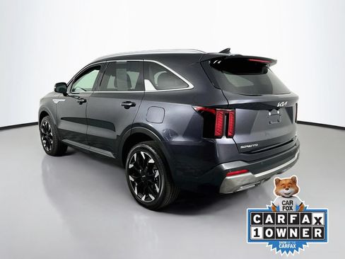 Used 2025 Kia Sorento EX w/ Panoramic Sunroof Package AWD/4WD image 6