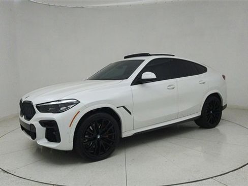 Used 2023 BMW X6 xDrive40i w/ M Sport Package image 74