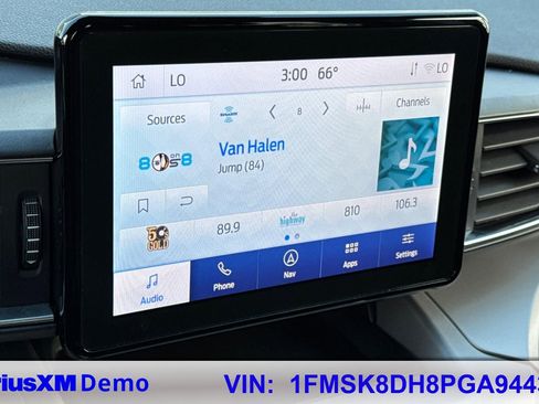 Used 2023 Ford Explorer XLT w/ Equipment Group 202A image 30