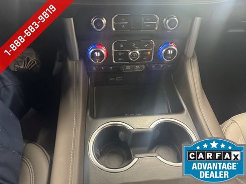 Certified 2023 GMC Yukon SLT w/ SLT Premium Package AWD/4WD image 17