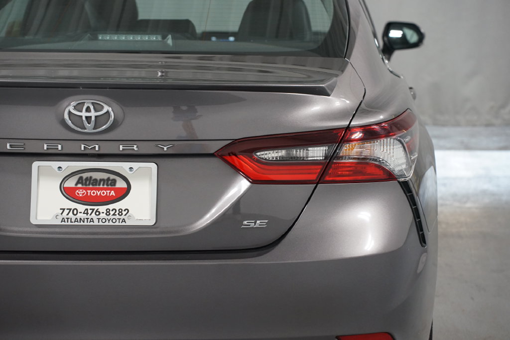 Used 2024 Toyota Camry SE FWD image 10