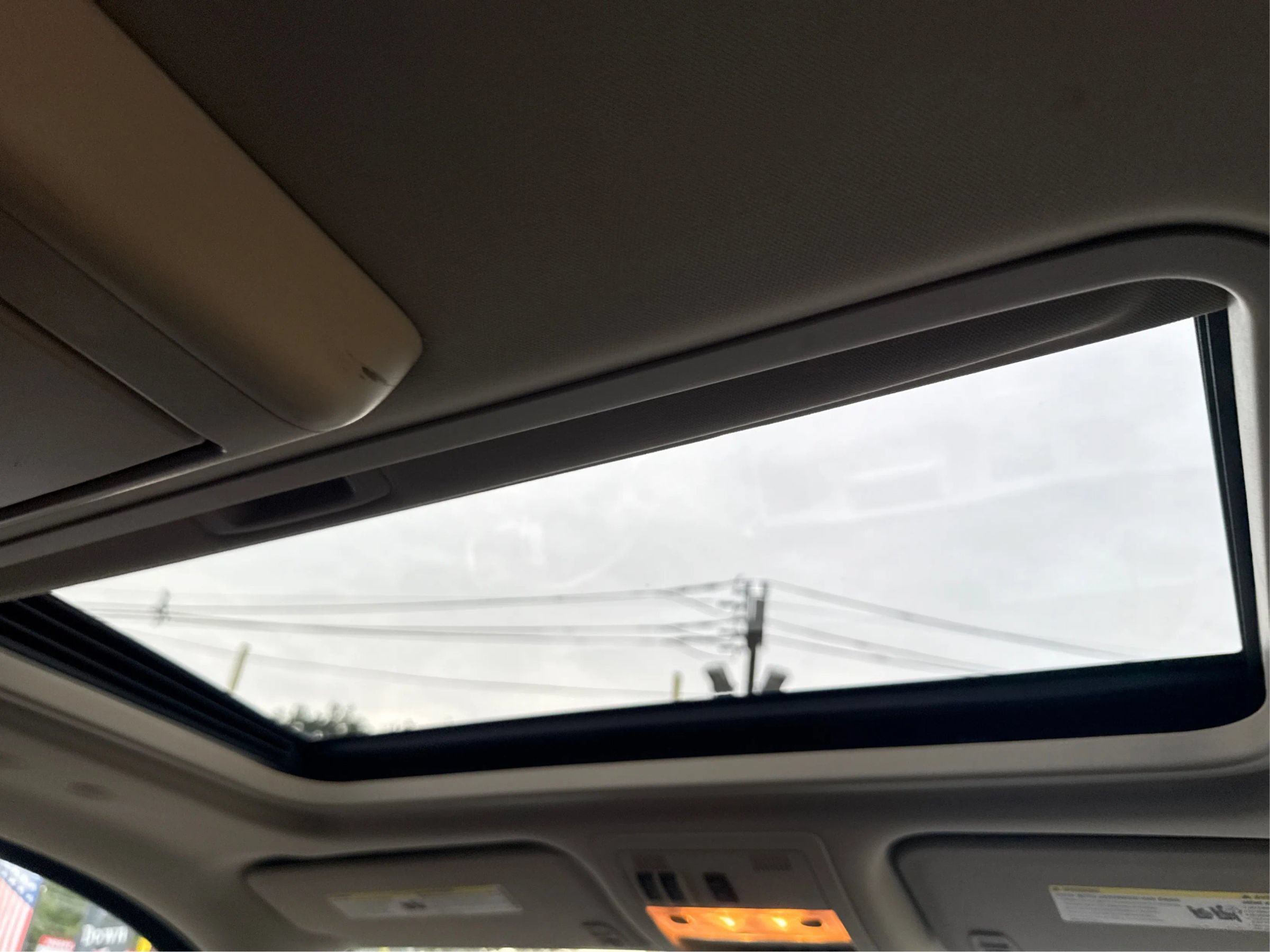 Used 2014 Cadillac Escalade Premium AWD/4WD image 19