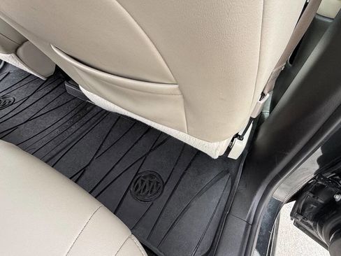 Used 2019 Buick Enclave Essence FWD image 66