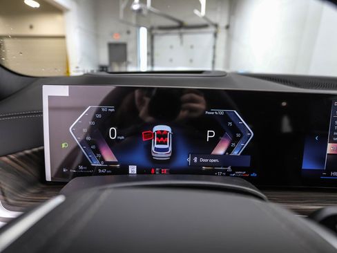 New 2026 BMW X5 xDrive40i w/ Executive Package image 14