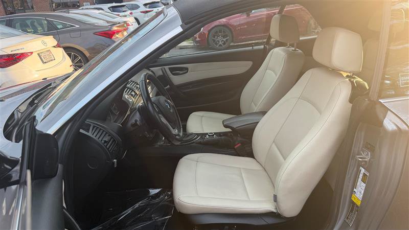 Used 2013 BMW 128i Convertible RWD image 30