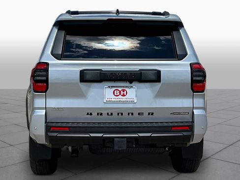 New 2026 Toyota 4Runner TRD Off-Road Premium AWD/4WD image 4