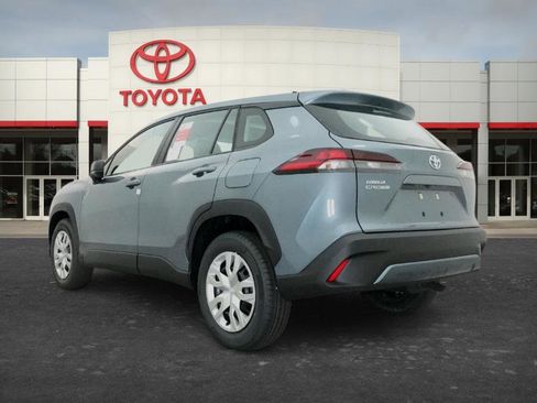 New 2026 Toyota Corolla Cross L image 9