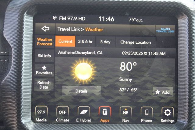Used 2023 Jeep Wrangler Unlimited Sahara w/ Cold Weather Group AWD/4WD image 31