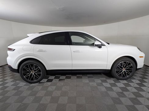 New 2026 Porsche Cayenne image 8