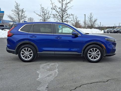 Used 2023 Honda CR-V EX image 9