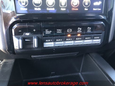 Used 2020 RAM 3500 Big Horn w/ Level 2 Equipment Group image 15