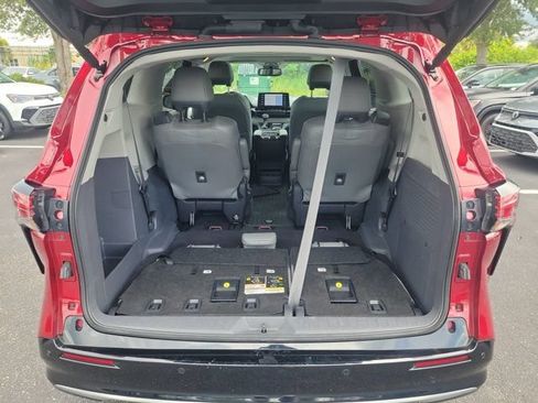 Used 2023 Toyota Sienna Limited AWD/4WD image 13