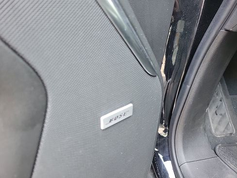 Used 2025 GMC Yukon Denali image 27